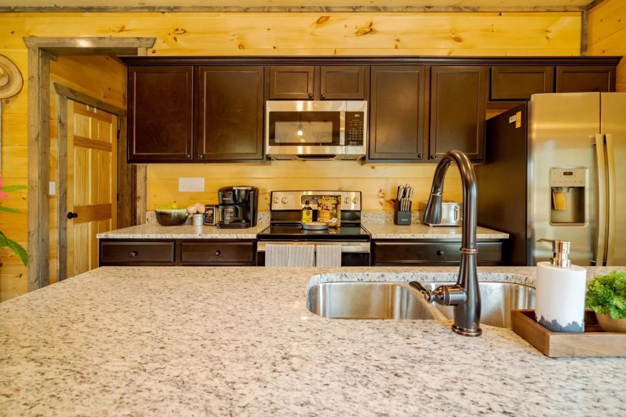 Barrstone Ranch Villa Sevierville Exterior photo