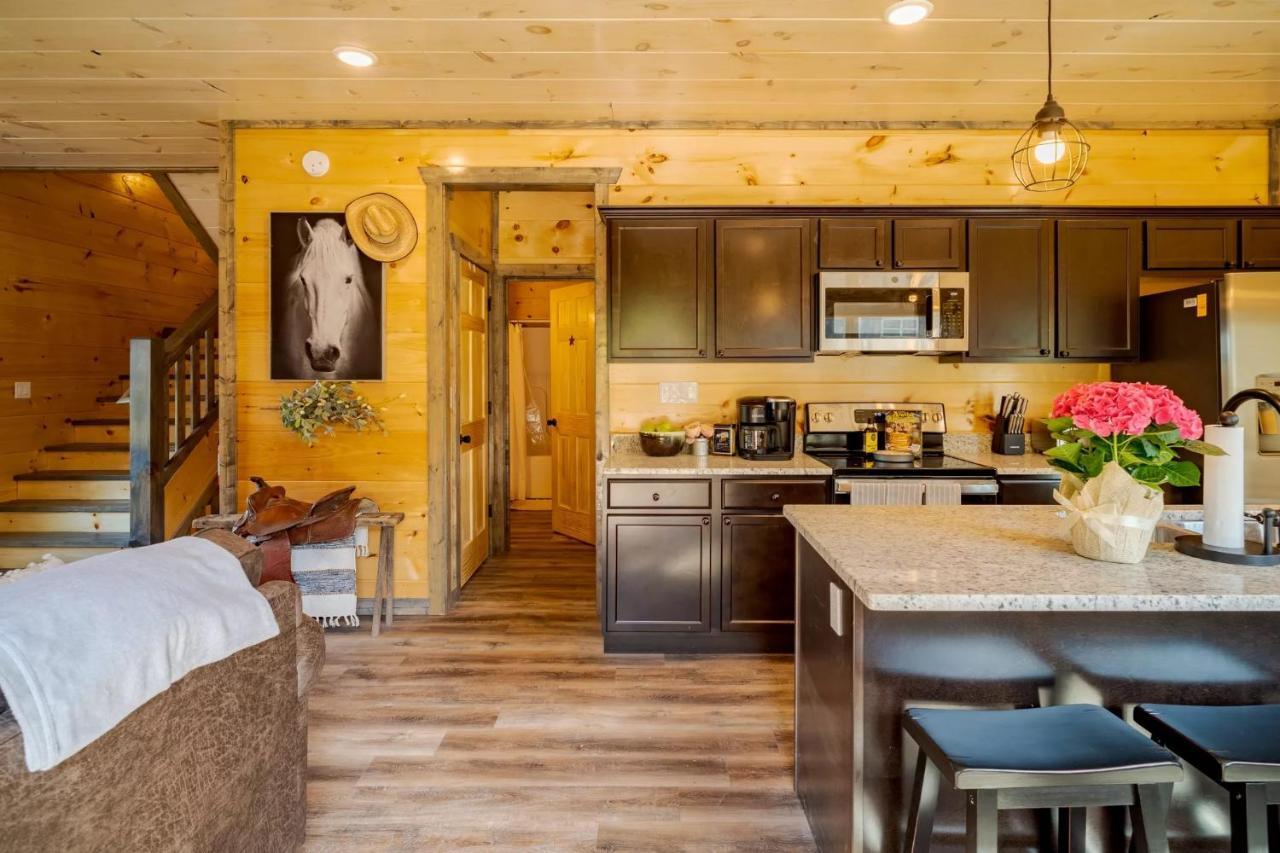 Barrstone Ranch Villa Sevierville Exterior photo